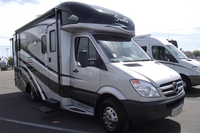 New 2012 THOR MOTOR COACH Four Winds Siesta 24SR Class C For Sale